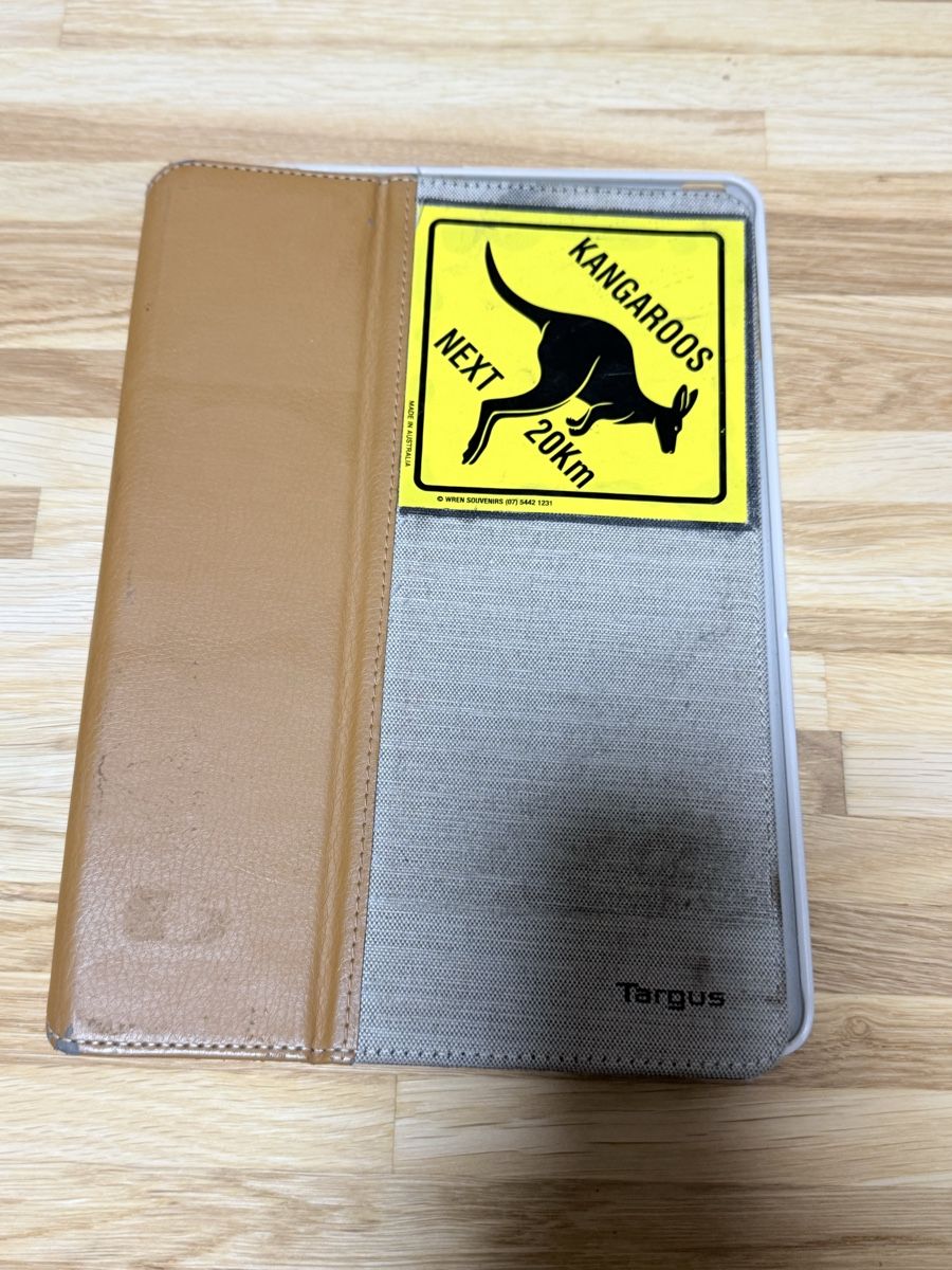 Apple Covers & Taschen: iPad Hülle – Gebraucht aus Affoltern BE von _Kaeser_