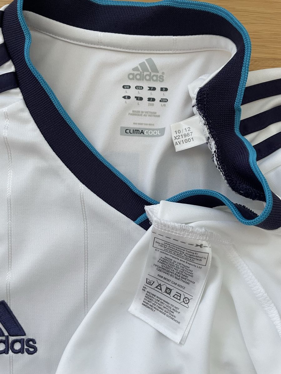 Real Madrid Canottiere & Pantaloni: Original Real Madrid 2012/2013 Ramos – Usato da Windisch venduto da RealJerseys 3