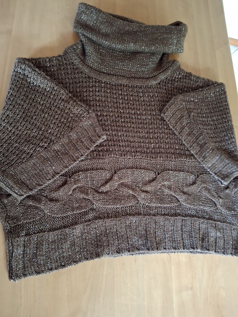 Maglioni & Felpe: Pull col roulé manches courtes taille S marque Kays – Usato da Villiers venduto da san_jn5w 2