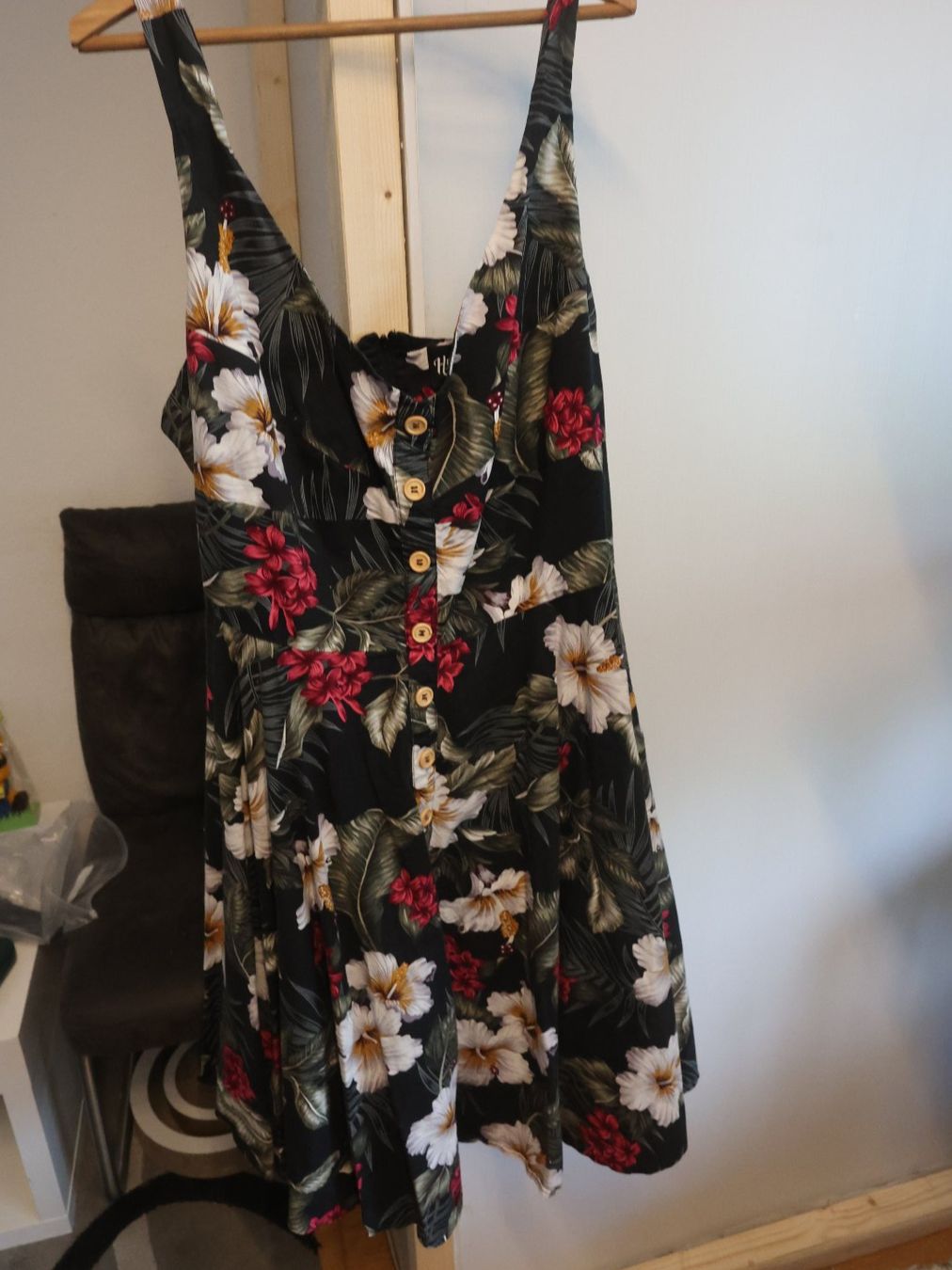 Kleider: Abendkleid mit Blumenmuster ( Hell Bunny) – Gebraucht aus Allschwil von Schwelheimer 3