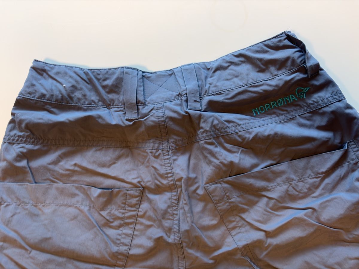 Norrøna Pantaloni: Norrona bitihorn lightweight shorts, size s – Usato da Nyon venduto da tor_6gr5 5