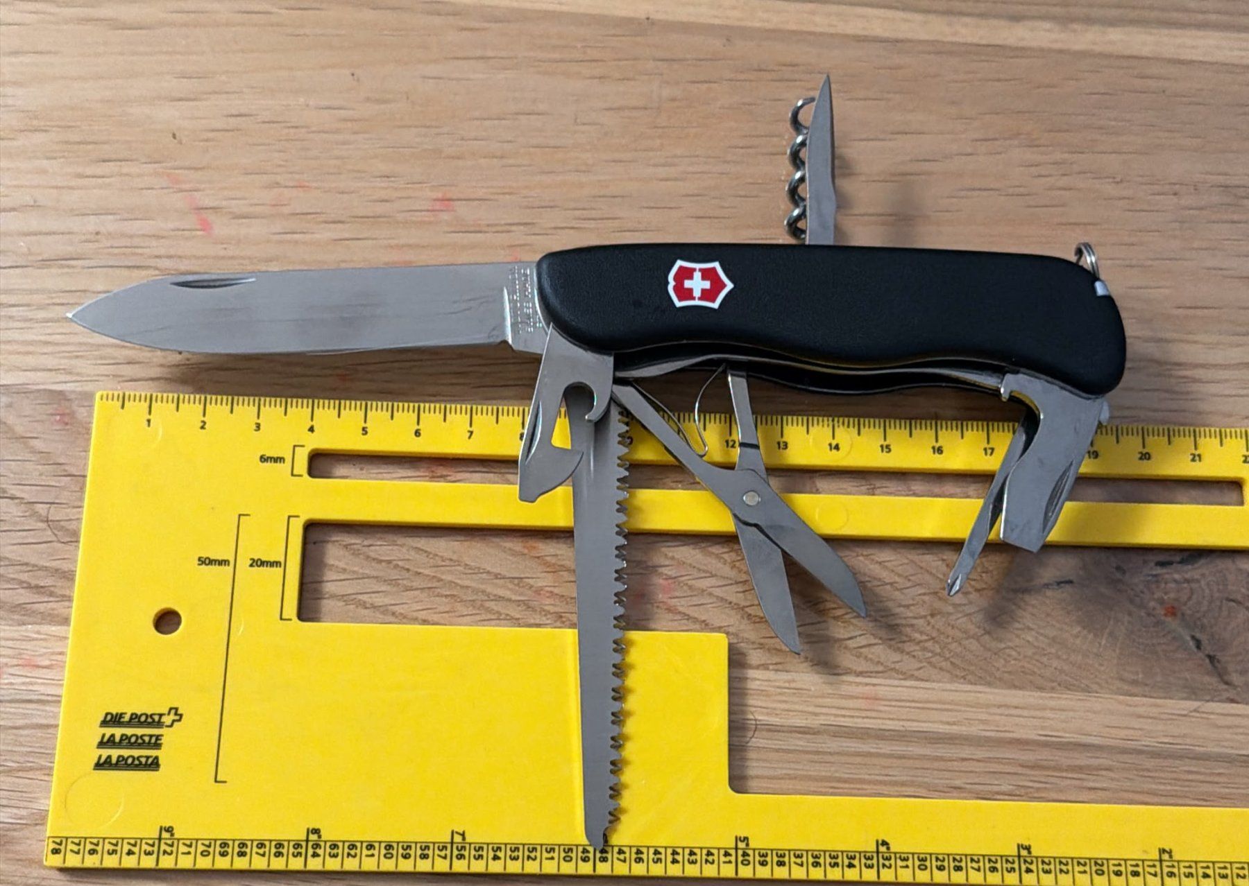 Victorinox Couteaux de poche: VICTORINOX SACKMESSER – D'occasion à Zürich par Frei-Occasionen 9