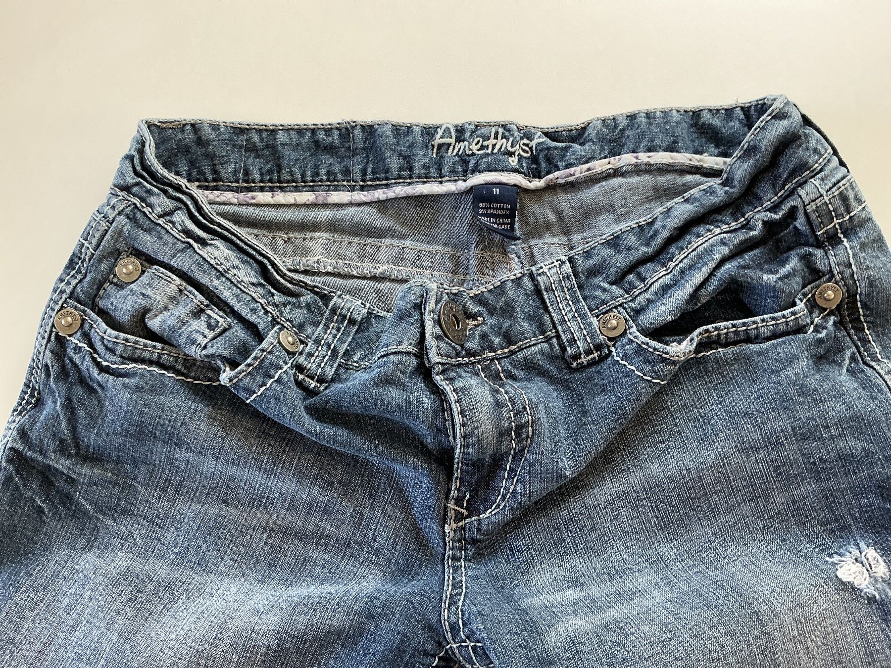 Jeans: AMETHYST JEANS Denim used bootcut – Gebraucht aus Triesen von boston7 3