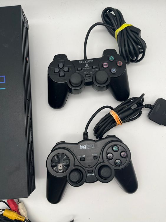 Playstation 2 fat + 2 Controller PS2 Sony Retro | Kaufen auf Ricardo