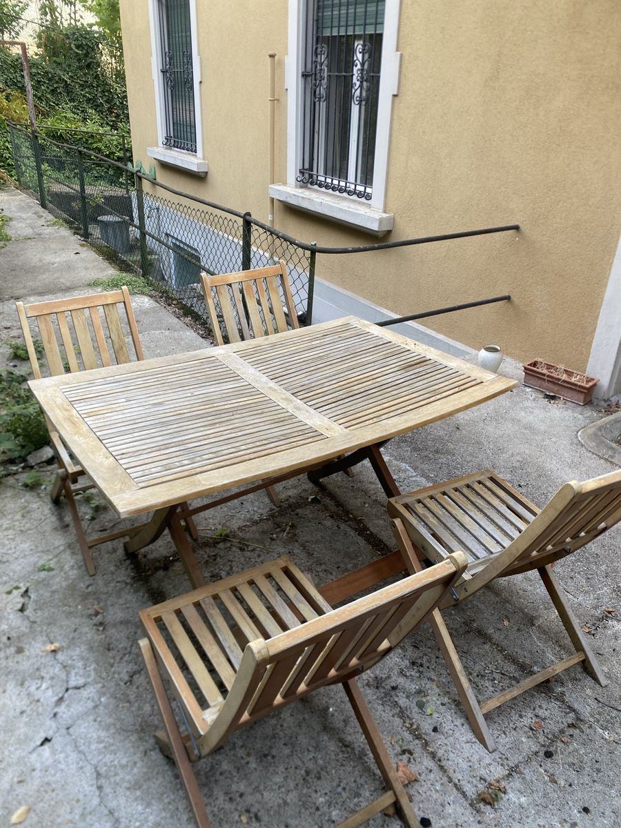 Tische: Gartentisch mit vier Stühlen – Gebraucht aus Zürich von ste_6k6s 2