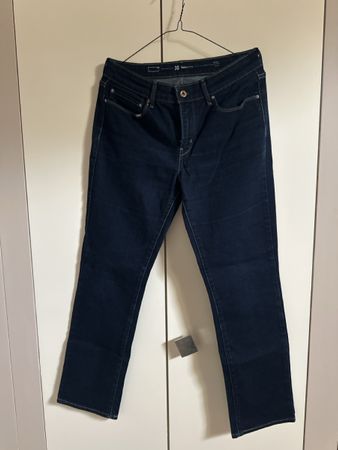Levi's Dark Wash Jeans, Size 30 - Great Condition!
