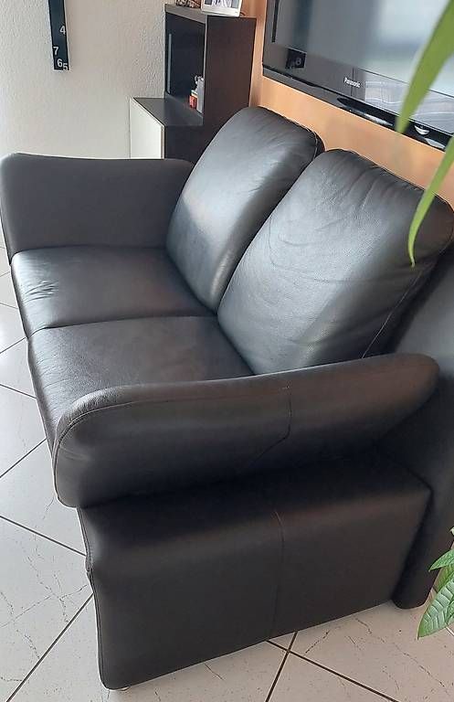 Divani: Sofa Leder schwarz 2er & 3er – Usato da Oberwangen b. Bern venduto da mfmr 1