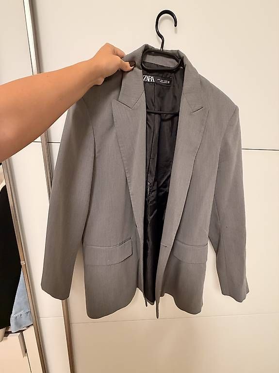 Giacche: Grauer Damen Blazer Gr. S – Usato da Uitikon Waldegg venduto da mini000000