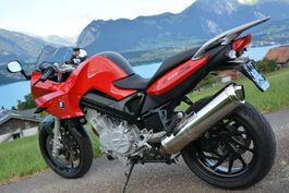 BMW F800S mit ABS, Zahnriemen und Einarmschwinge