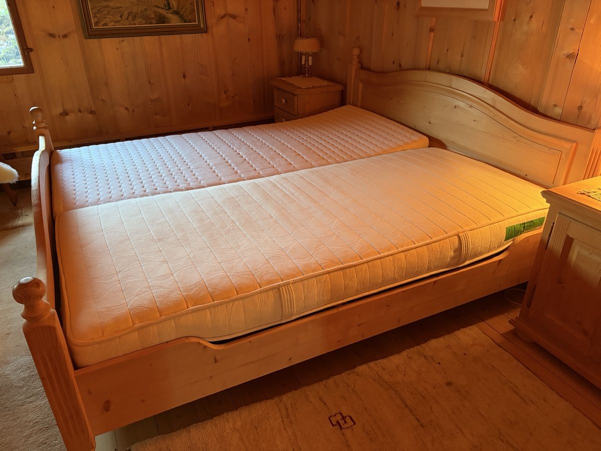 Lits: Bett Holz 180x200m – D'occasion à Helgisried-Rohrbach par Ginger2014
