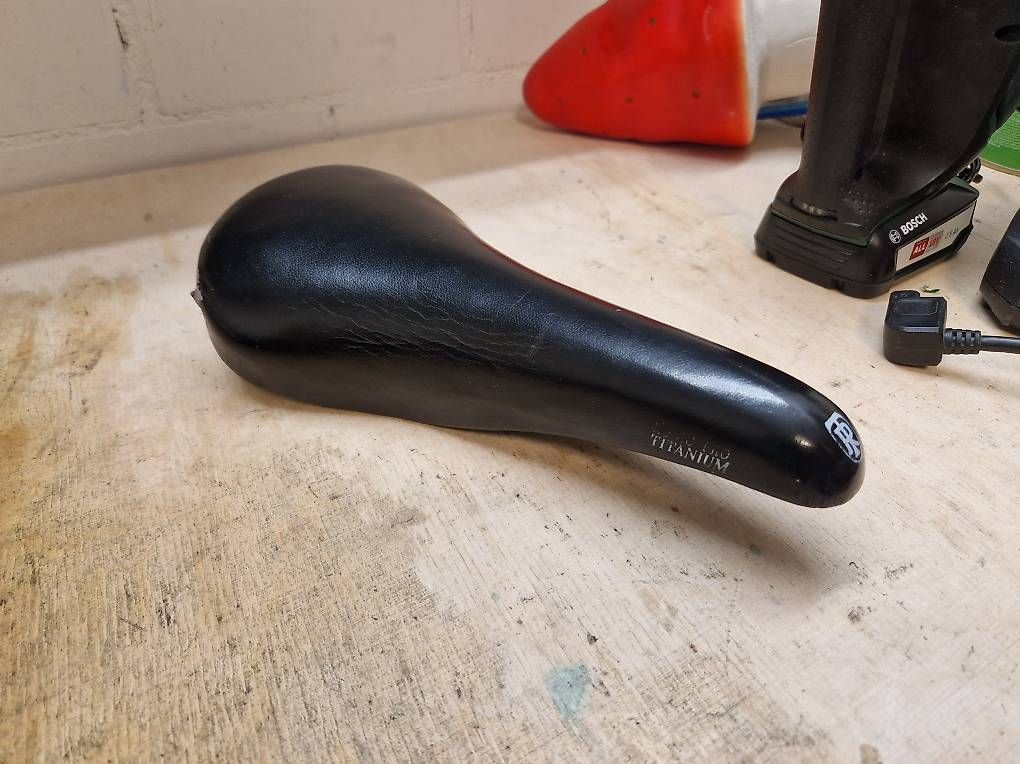 Ritchey Pezzi di ricambio: Ritchey Logic WCS Titan Sattel – Usato da Zürich venduto da bherv431asd993nfqa 4
