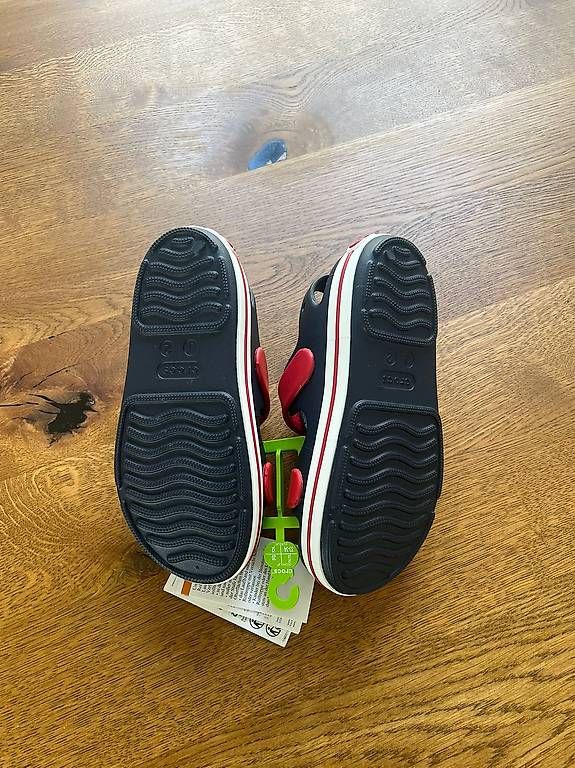 Scarpe per ragazzi: Crocs Sandalen – Usato da Uster venduto da CDiermayr 2