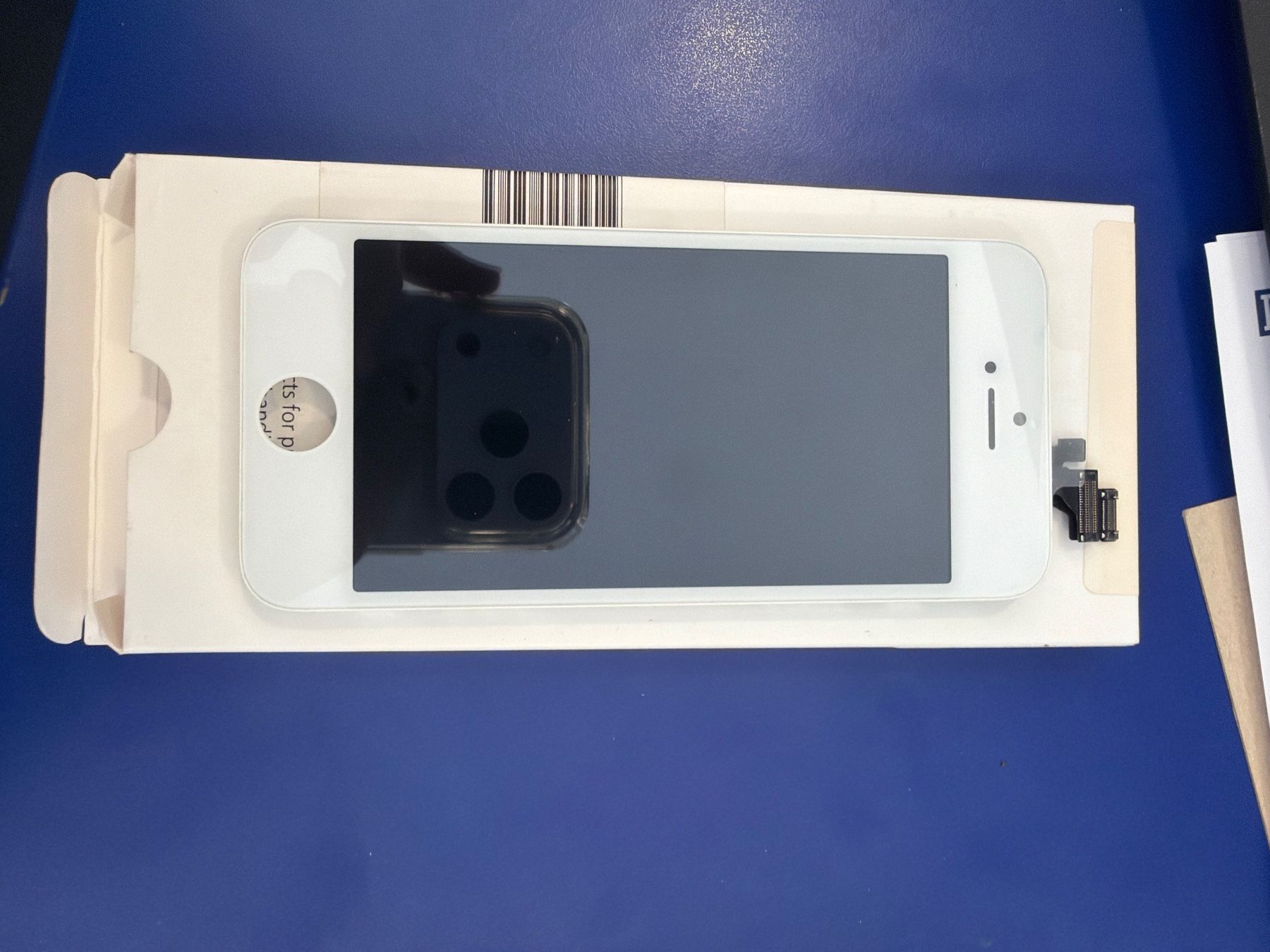 Apple Monitore: iPhone 5 Display Ersatzteil Weiss – Gebraucht aus Aarau von RAMESTORE