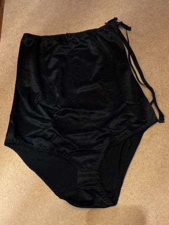 Kompressions Unterbrust Body