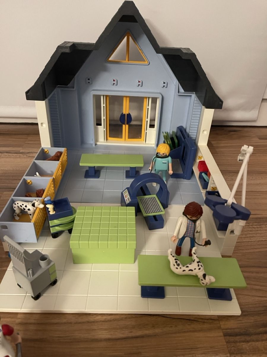 Playmobil Giocattoli: Tierklinik – Usato da Obfelden venduto da Moliva 3