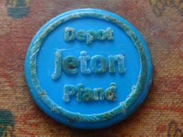Jeton plastique  "Depot Jeton Pfand  /  Cup :  More"
