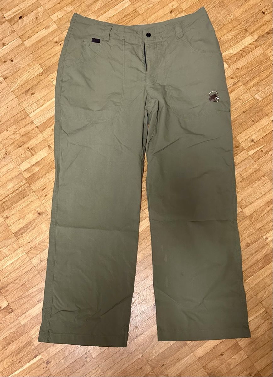 Mammut Pantaloni: Mammut Freizeithose Gr.48, grün – Usato da Obbürgen venduto da musigschopf
