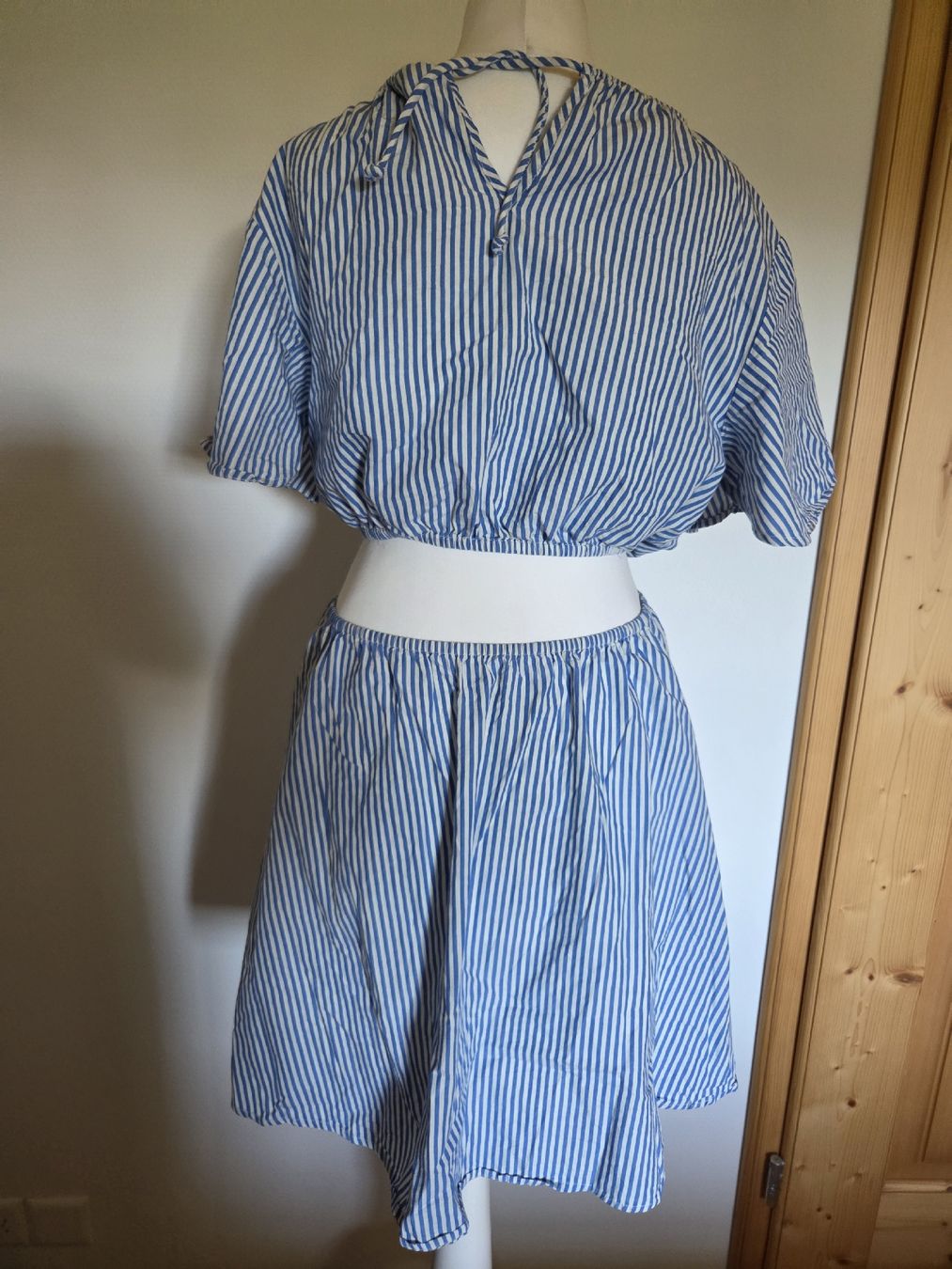 Robes: Kleid Grösse 40 – D'occasion à Bühler par ros_5qfr 2