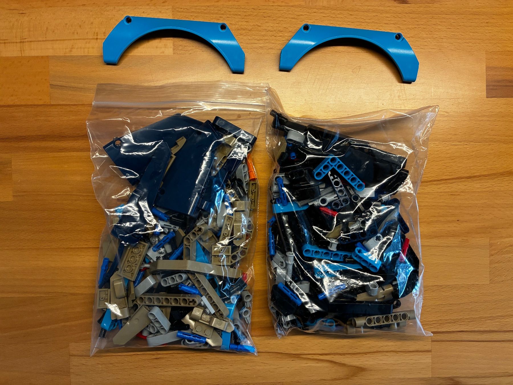 Lego Baukästen: LEGO Technic 42083 Bugatti Chiron – Gebraucht aus Visp von kai_x2bf 6