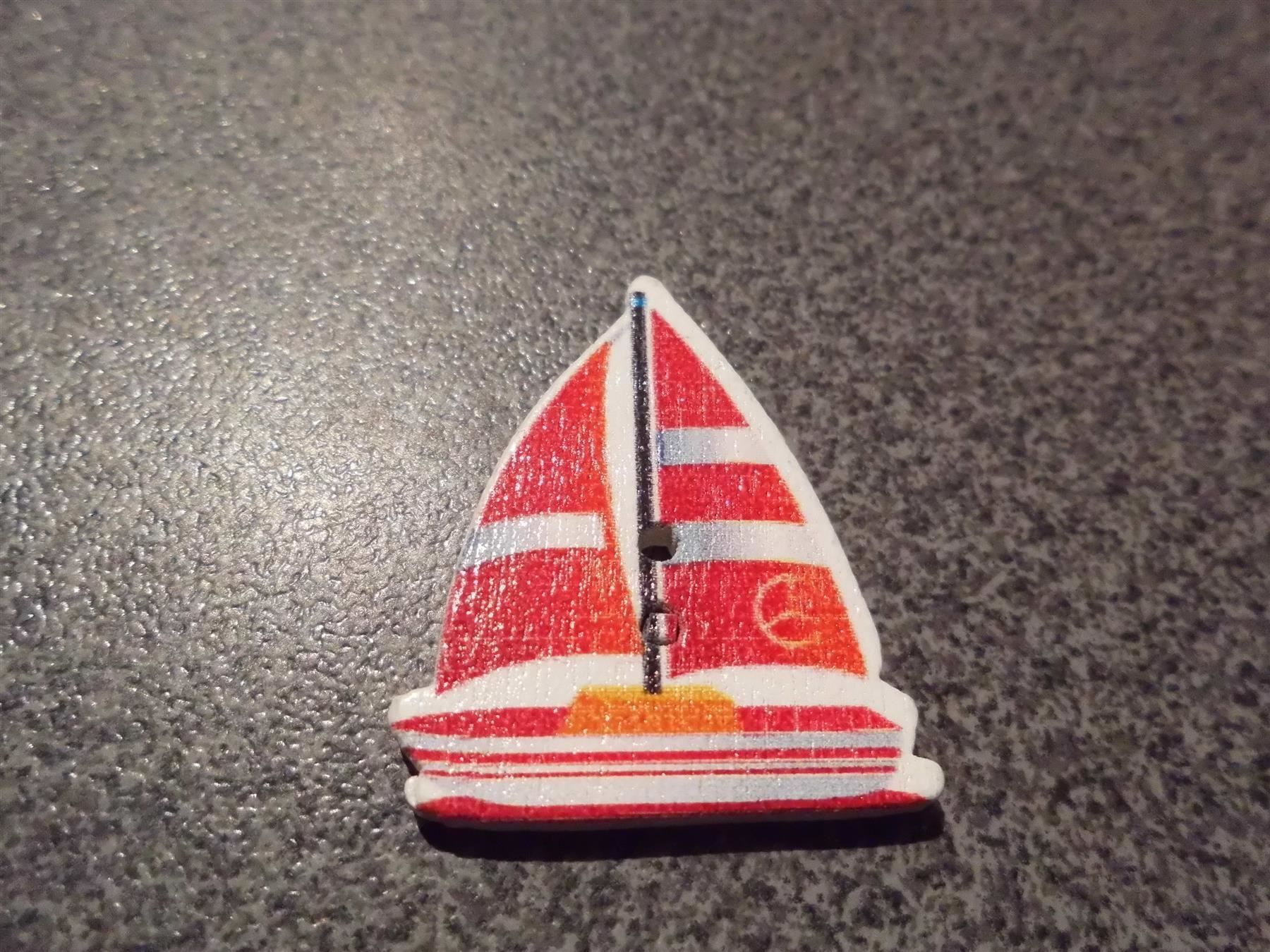 Bottoni: Knopf Segelschiff, rot/weiss – Usato da Zürich venduto da abraxas1291