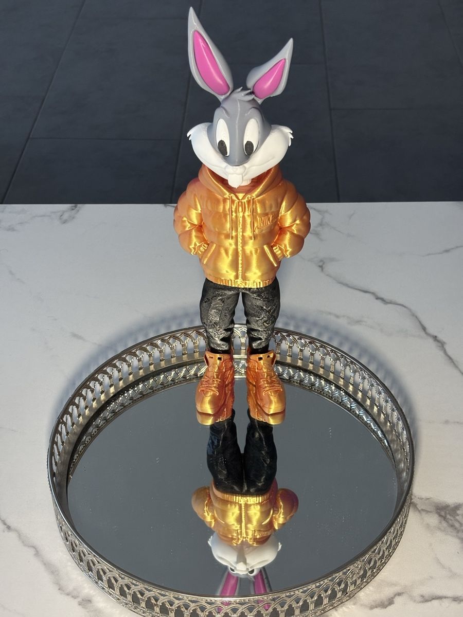 Statuette: Statua Bugs Bunny Urban Nike – Usato da Chiasso venduto da cra_q5rf 9