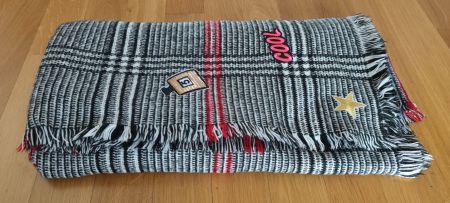 Langer, massiver Schal