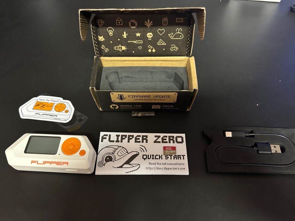 Flipper Zero Multitool Neu mit micro SD ab 1. Kaufen auf Ricardo