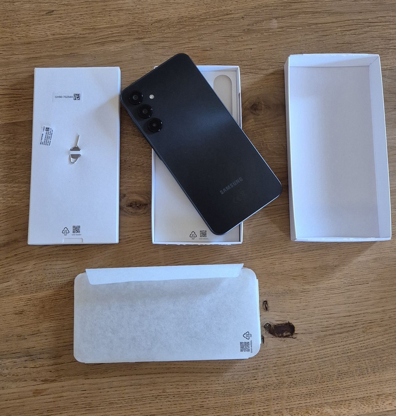 Samsung Handys / Smartphones: Samsung Galaxy A16 - 128 GB – Neu (gemäss Beschreibung) aus Bernex von gjem87 3