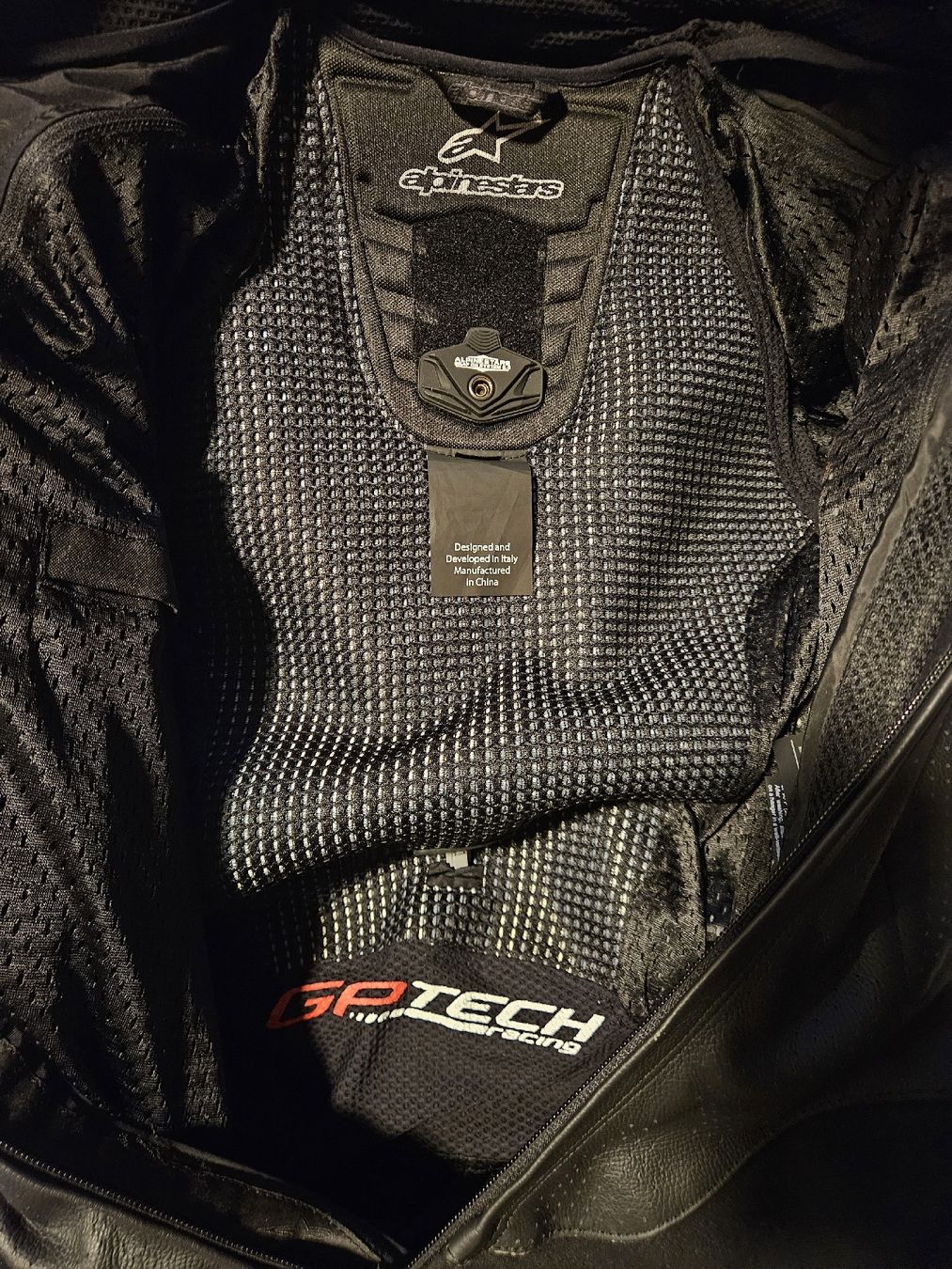 Alpinestars Completi, tute sportive e funzionali: Alpinestars GP Tech Lederkombi (50) – Usato da Ilanz venduto da Rossi08 3