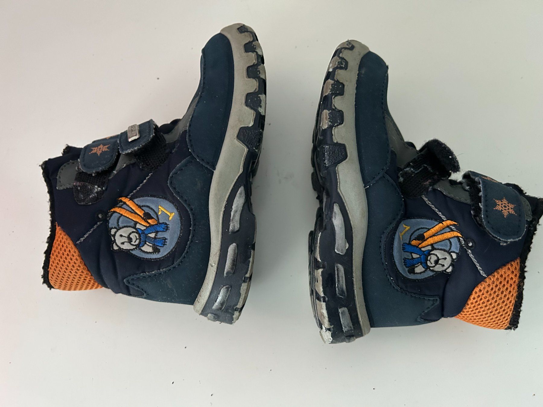Scarpe per ragazzi: Kinder Winterschuhe, Grösse 23 – Usato da Buttisholz venduto da PIOTRCH 2