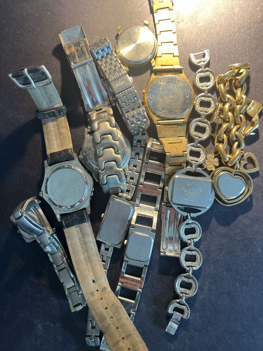 Orologi: Uhren für Bastler – Usato da Laufen venduto da groove60 5