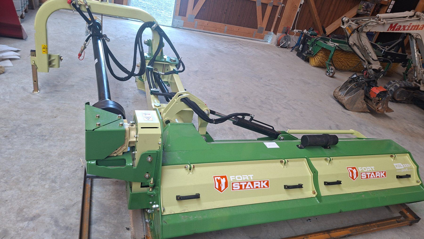 Toutes les machines: Mulcher mit Ausleger 2.2m – Neuf avec emballage d'origine à Winterberg ZH par Severin042 4