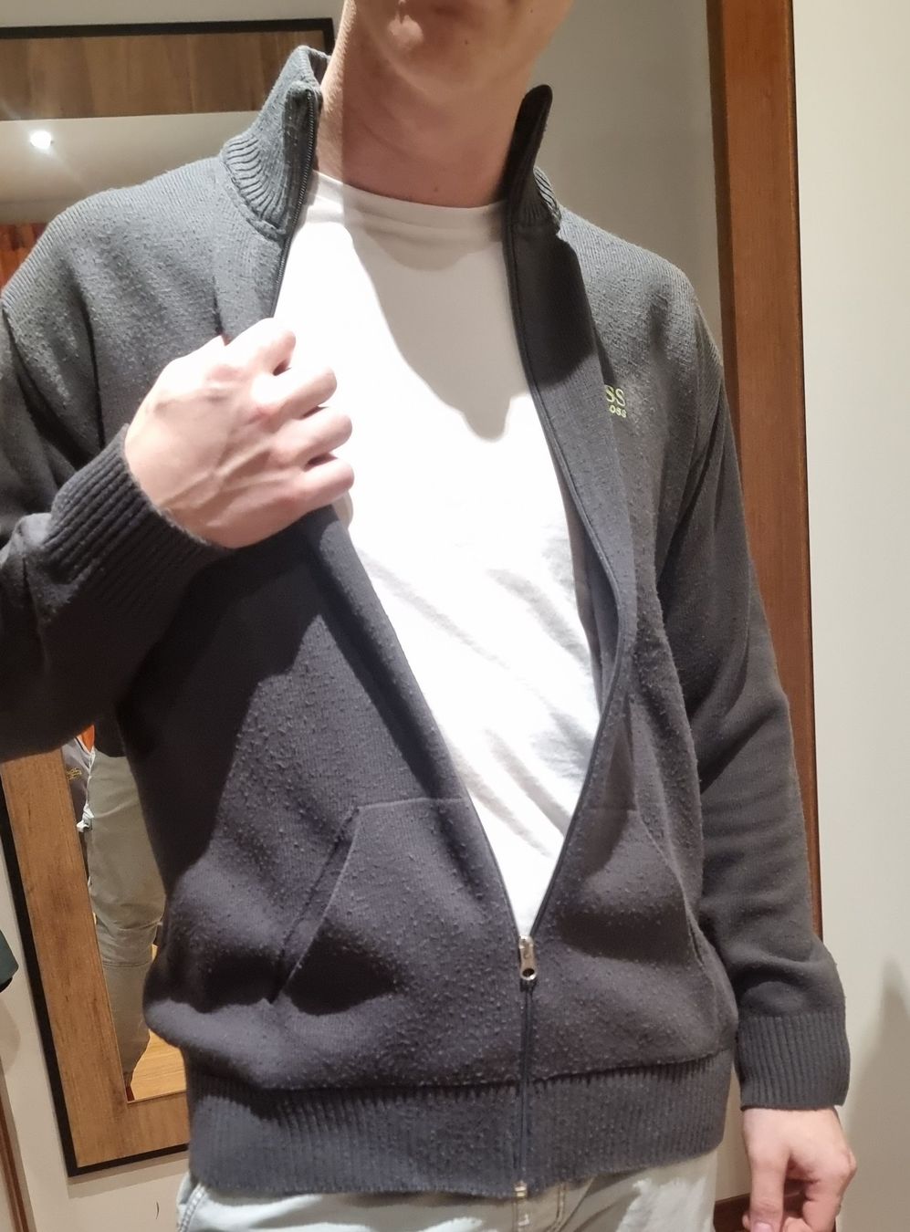 Hugo Boss Maglioni & Felpe: Gilet zippé - Taille XL BOSS – Nuovo (secondo la descrizione) da Prez-vers-Noréaz venduto da mar_ius