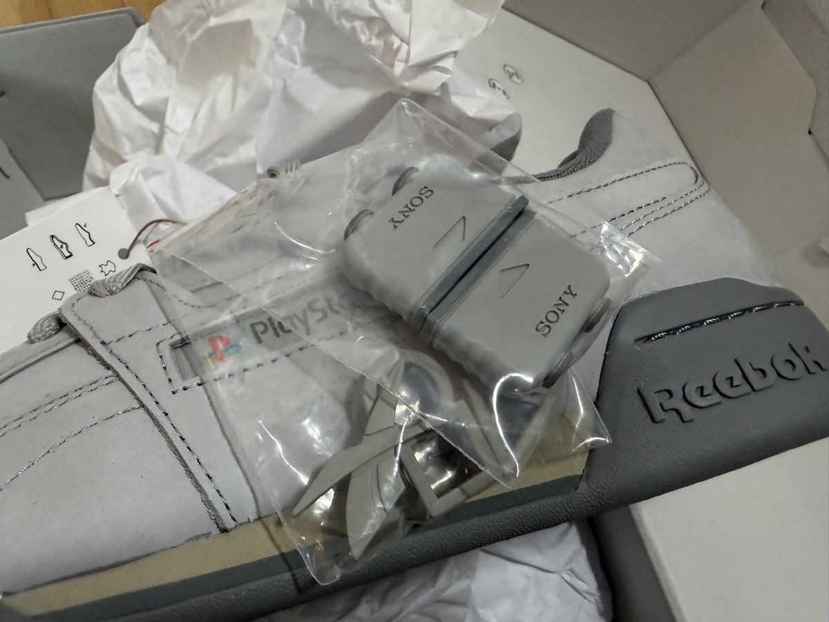 Reebok Scarpe da uomo: Reebok x Playstation / eu44 / neu / selten – Nuovo e nell'imballaggio originale da Wittenbach venduto da therealmoonstone 4