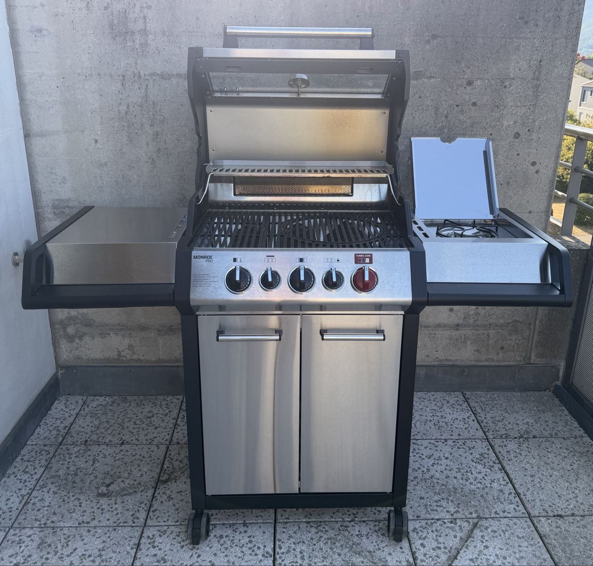 Griglie: Enders Monroe Pro Gasgrill 3 Brenner – Nuovo (secondo la descrizione) da Aesch BL venduto da Roth90 3