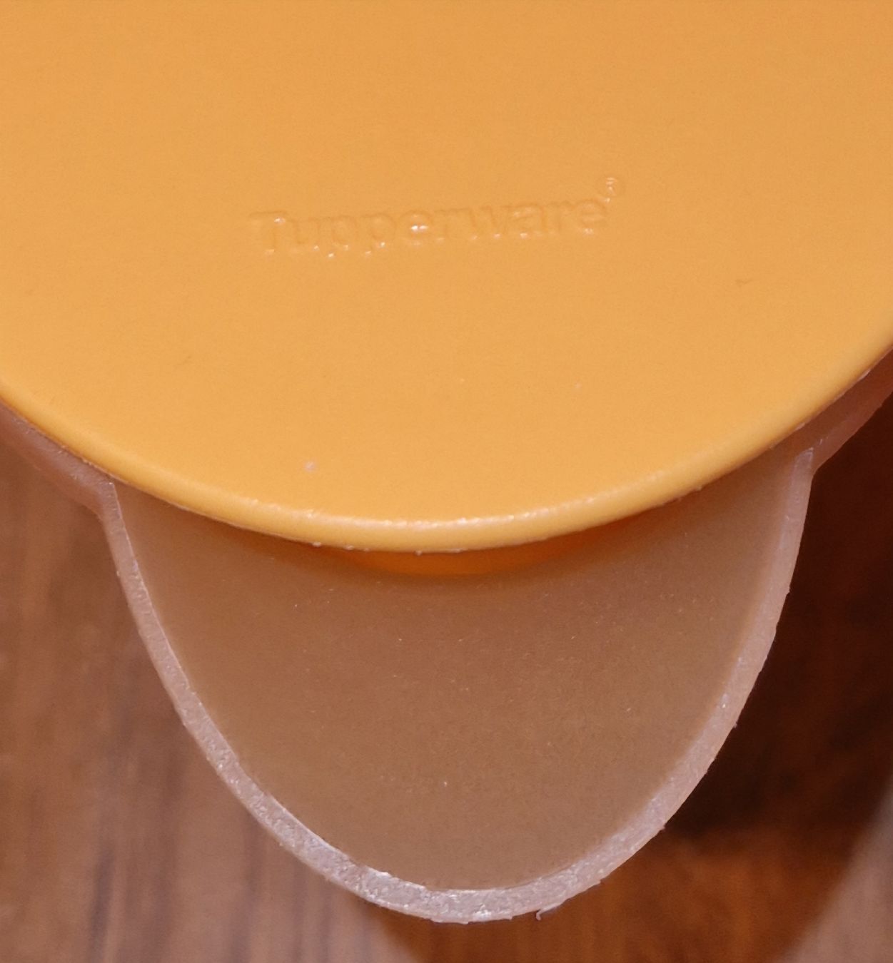 Altro in Stoviglie & Bicchieri: pichet Tupperware – Usato da Couvet venduto da Pioune 1