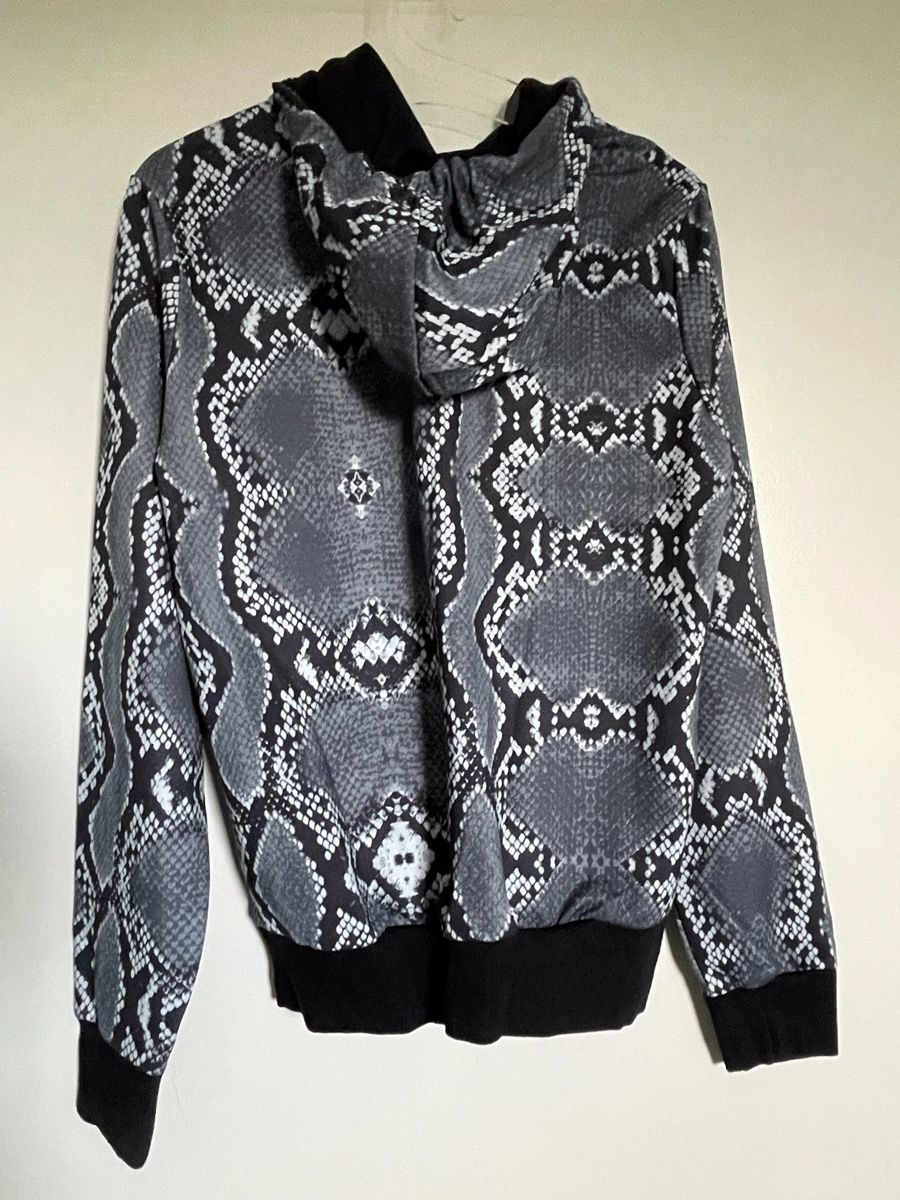 Adidas Maglioni & Felpe: Adidas Sweat à capuche motif serpent – Nuovo (secondo la descrizione) da Vuadens venduto da Nina11 1