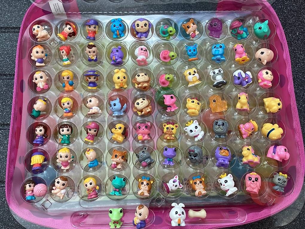 Jouets: Coffret de 74 figurines Squinkies  – D'occasion à Prangins par ann_5ngr