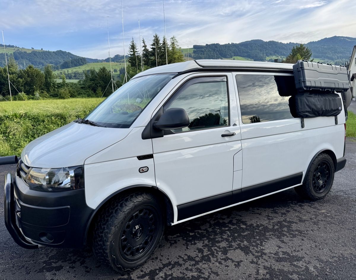 VW Camping Fahrzeuge: VW T5 4Motion Offroad – Gebraucht aus Lachen SZ von amazonic 2