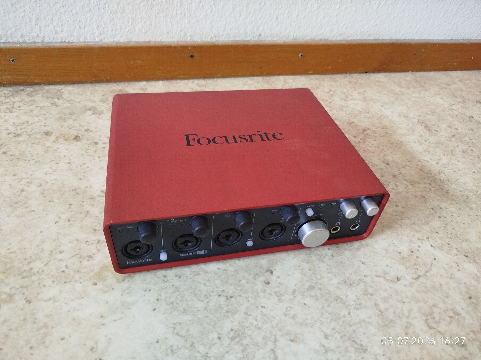 Registratori: Focusrite Scarlett 18i8 1st gen – Usato da Zürich venduto da etronicspy 1