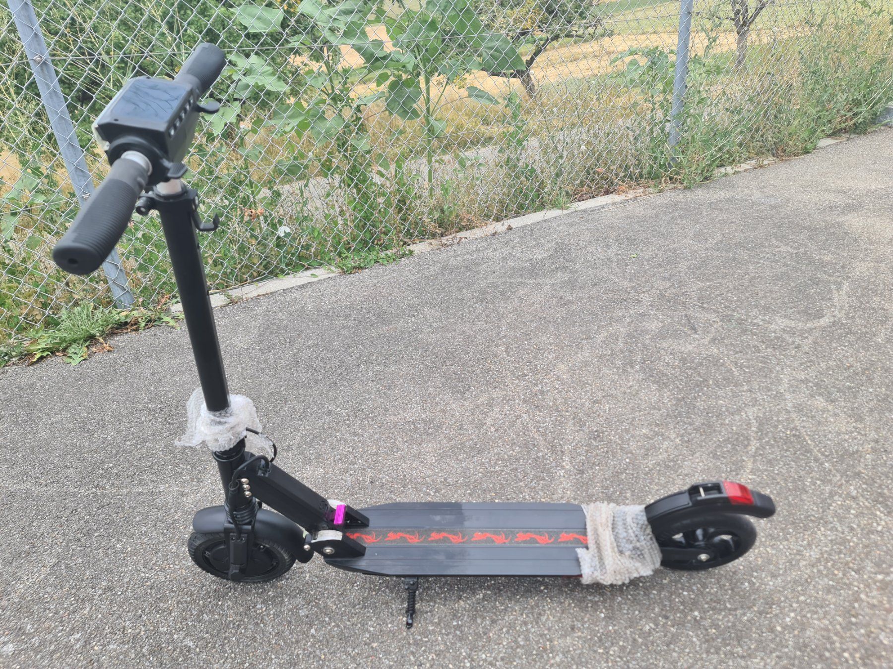 Scooters: E Scooter – Neuf (Voir description) à Worb par Werich