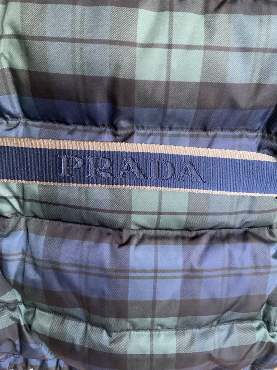Prada Jacken: Prada Down Jacket – Neu und originalverpackt aus Dübendorf von S1973E 4