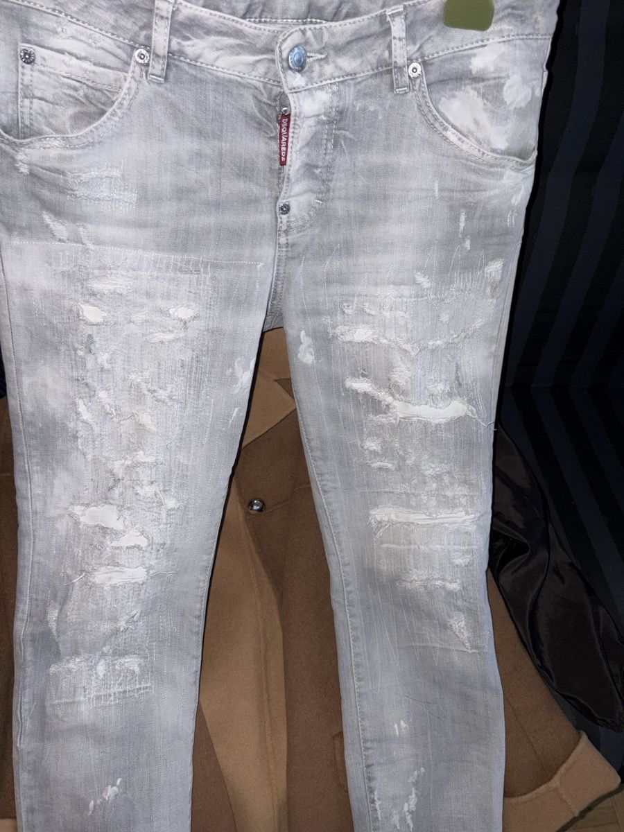 Dsquared2 Jeans: Dsquared2 Grau Jeans 40 (S) – Nuovo (secondo la descrizione) da Baar venduto da ViennaG 2