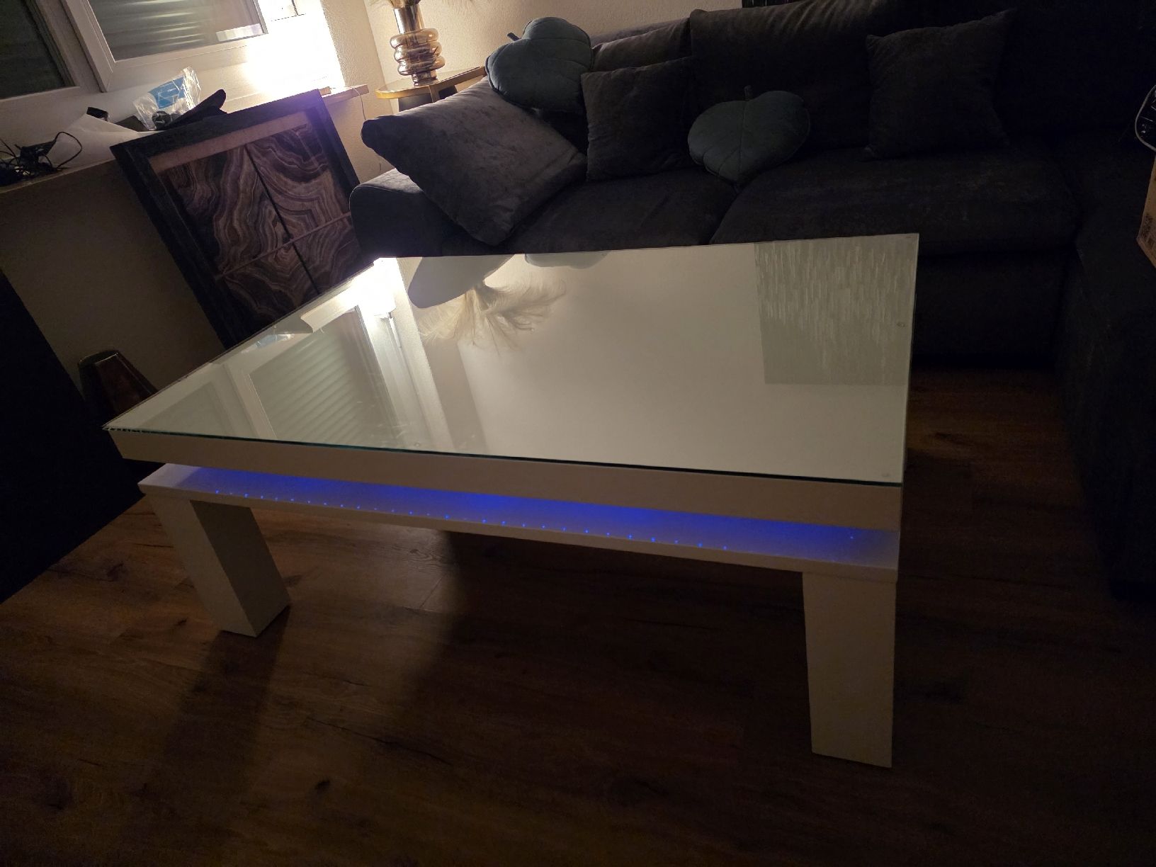 Tavoli: Couchtisch weiss Hochglanz mit LED  – Usato da Brüttisellen venduto da par_8zbj 2