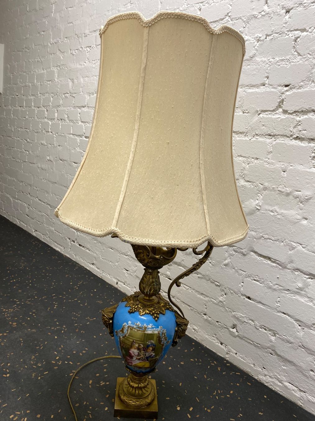Lampes: Stehleuchte Antik – D'occasion à zürich par racingmoto27 4