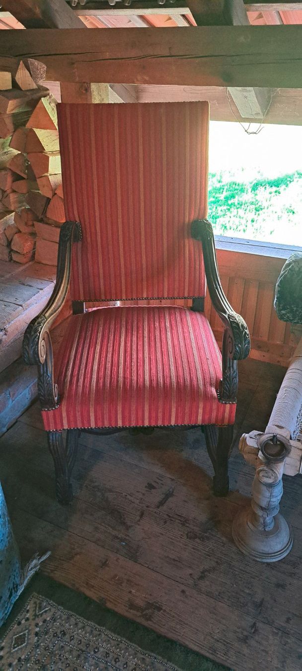 Poltrone: Antiker Voltaire Sessel neu bezogen – Usato da Vogelsang AG venduto da MargitK