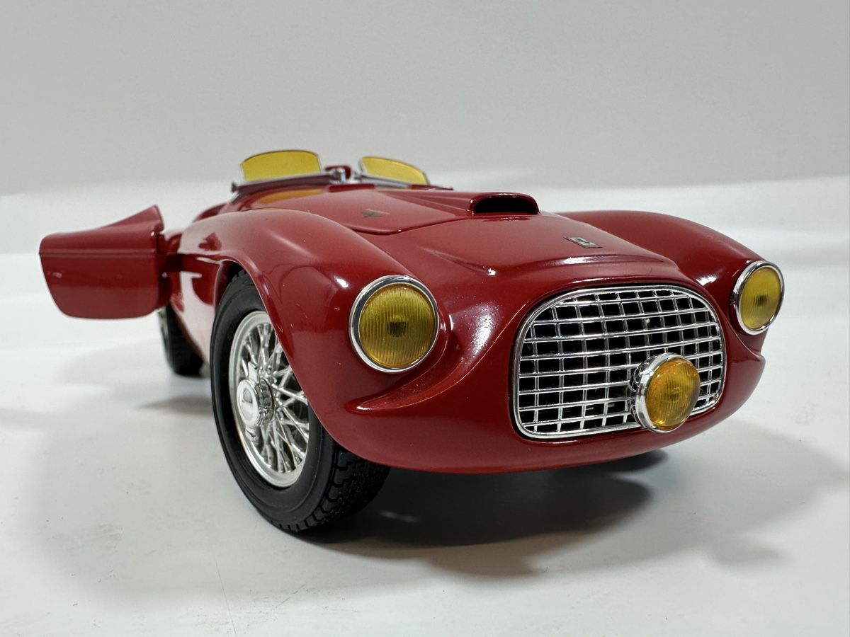 Hot Wheels Modellini d'auto: Ferrari 166M 1:18, rot, HOT WHEELS – Usato da Zofingen venduto da rf9_x2xt 9