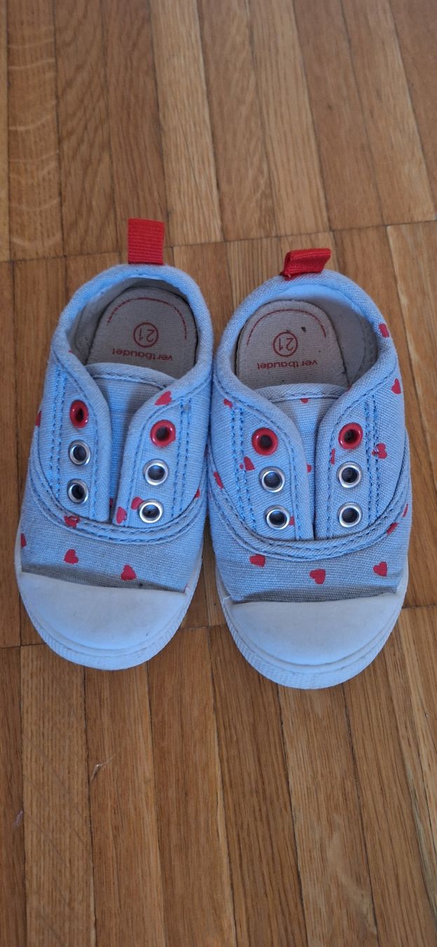 Scarpe per ragazzi: Baskets bébé – Usato da Yverdon-les-Bains venduto da CelMt 1