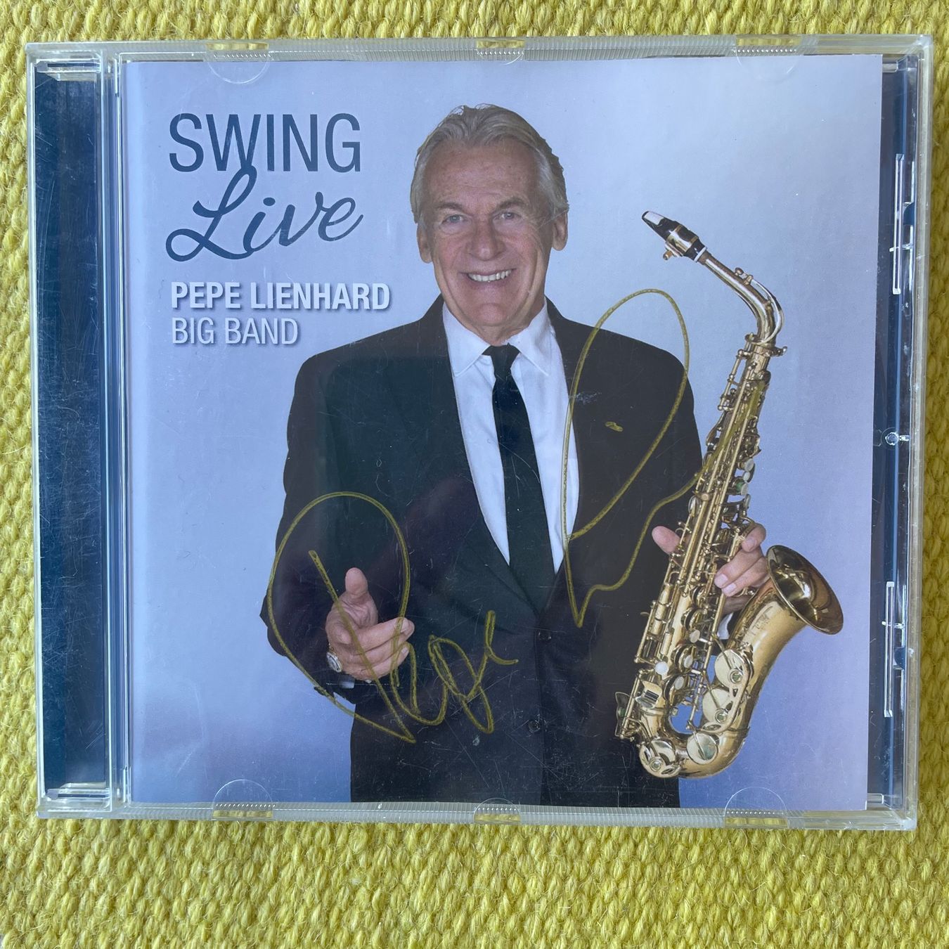 CDs: PEPE LIENHARD-MIT UNTERSCHRIFT SWING LIVE – D'occasion à Rorschacherberg par CD-Roli
