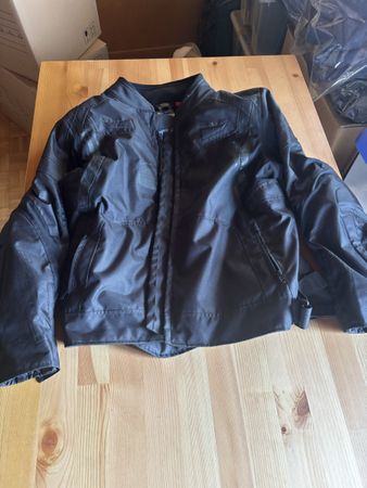 Motorradjacke schwarz Grösse L guter Zustand